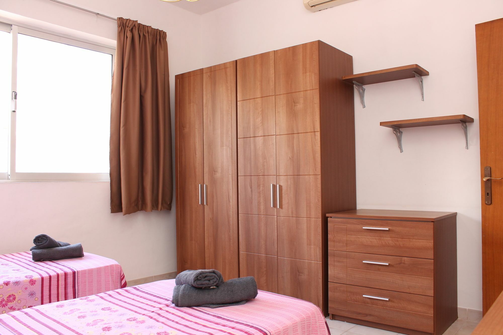 Bayview 2 Bedroom Seaview Apartment With Large Terrace With Panoramic Views - By Getawaysmalta St. Paul's Bay Exterior photo